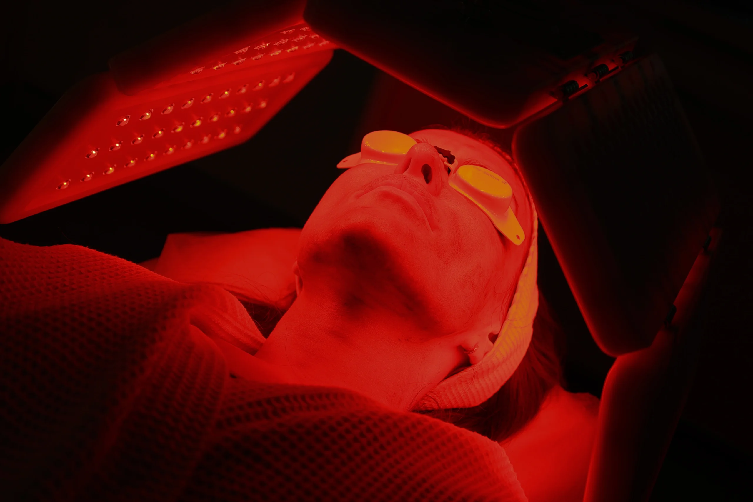 Woman getting Red Light Therapy | Mesa Medical Health & Wellness | St George UT