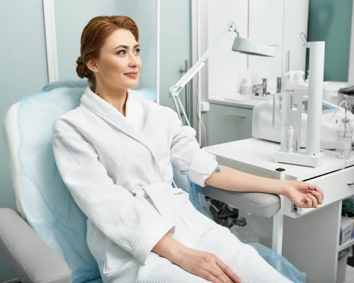 Woman getting IV Therapy | Mesa Medical Health & Wellness | St. George, UT